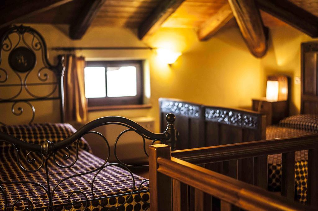 Azienda Agrituristica Alcastle Montabone Экстерьер фото